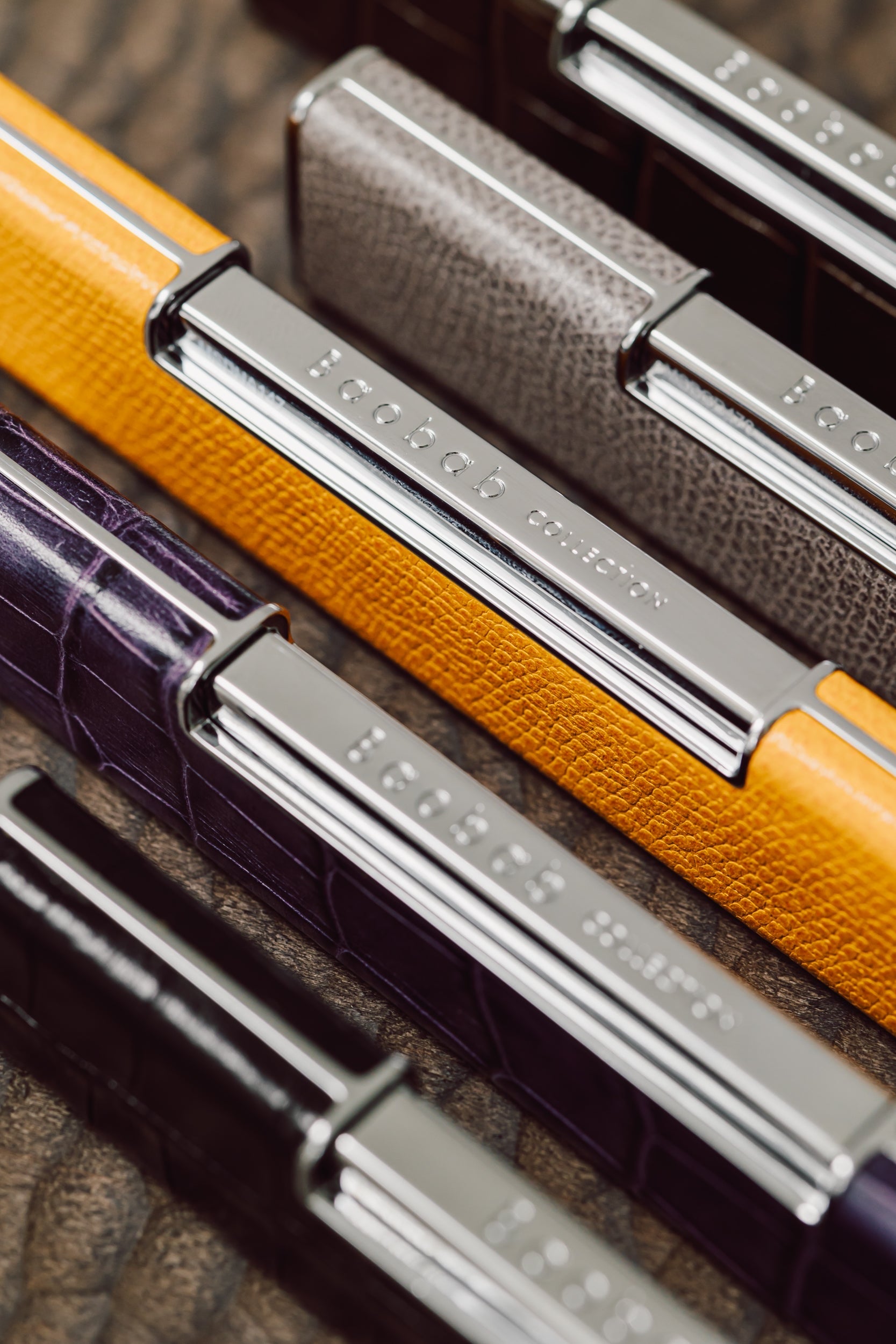 FEUERZEUG GRAINE LEDER INKLUSIVE NACHFÜLLUNG